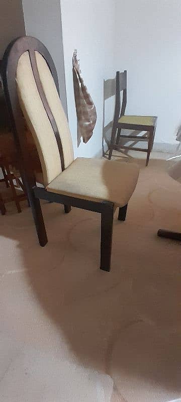 dinning table and chairs 5