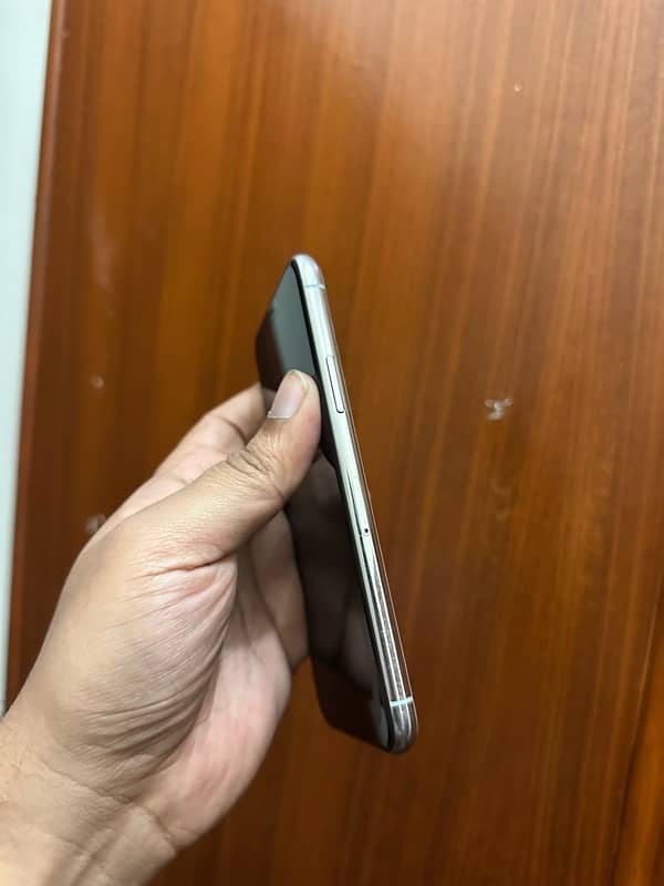 Iphone 11 pro PTA approved 2