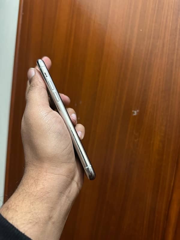 Iphone 11 pro PTA approved 3