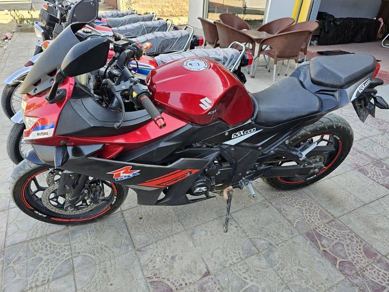 Suzuki gixxer 400cc karachi registered 0