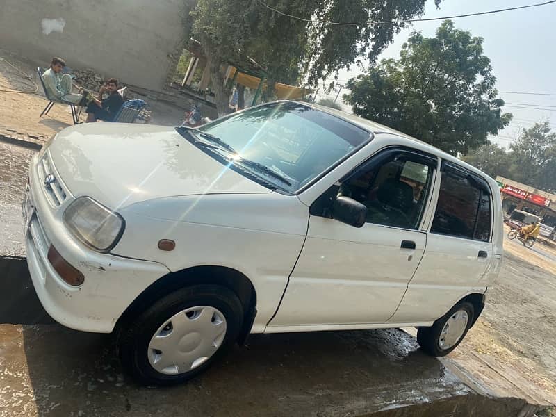 Daihatsu Cuore 2001 3