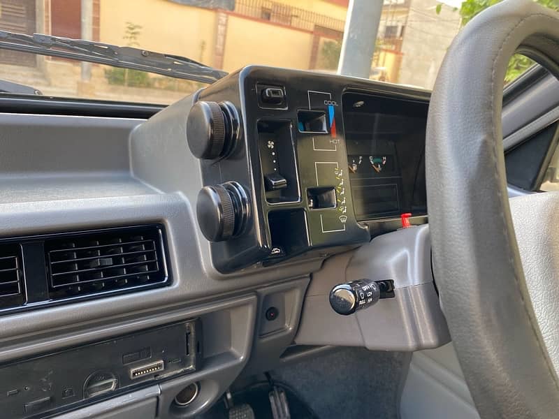 Suzuki Mehran VX Limited Edition 2019 13k driven only 200% Original 9