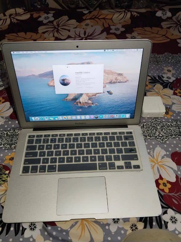 Mac book air 2015 13inch 8/128 4