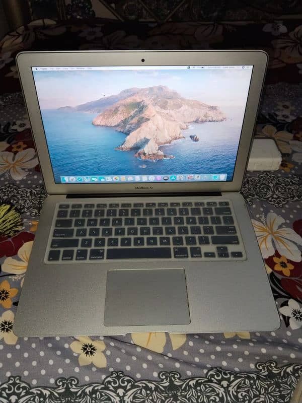 Mac book air 2015 13inch 8/128 13