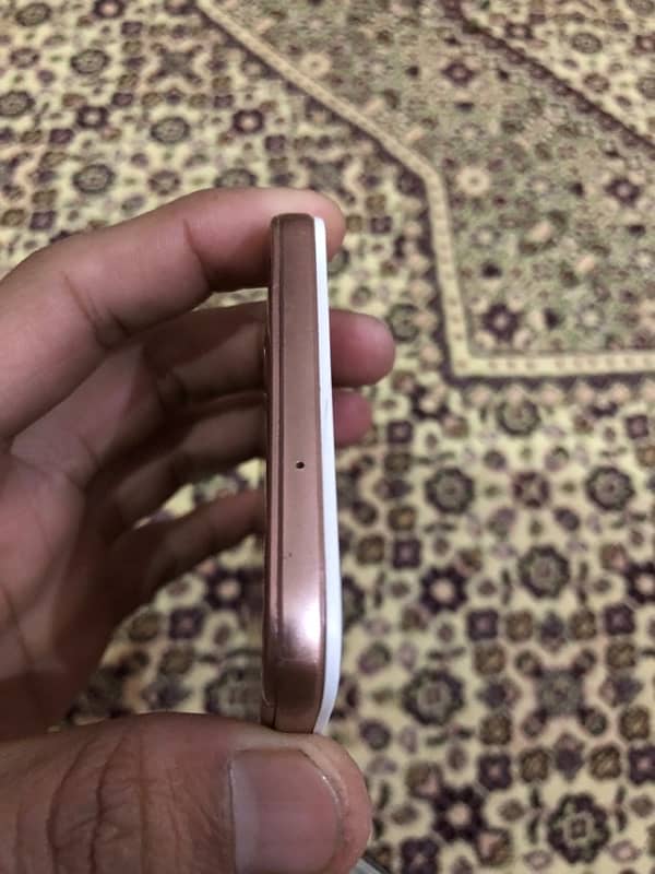 oppo F1s 4