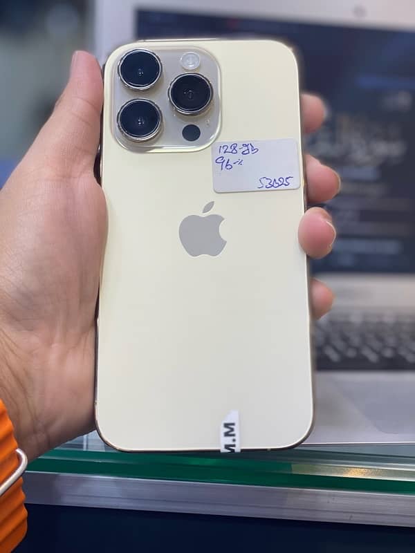 I phone 14 pro 128/256 GB Official PTA Approved MiX colour available 4