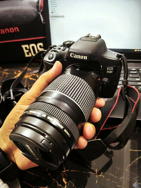 Camera Canon 750D Wifi 0