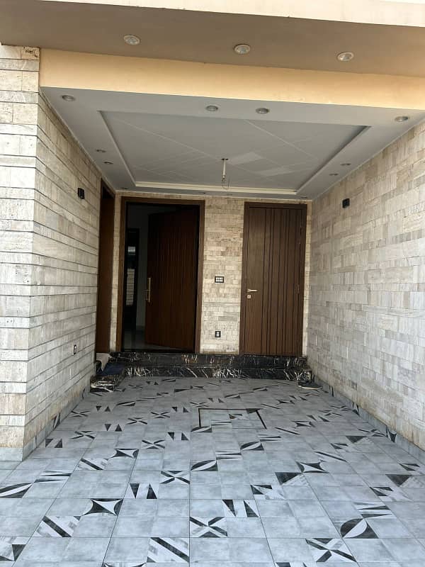 5 Marla Brand New House Modern Elevation is Available for Sale in Nishster Ext Bahria Town Lahore 2