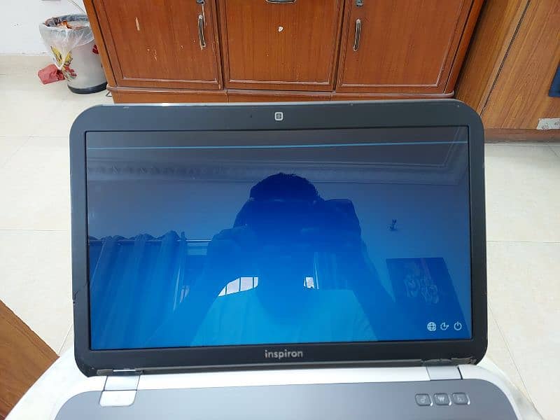 Dell Laptop inspirion i5 3rd Gen 8gb ram 128 gb hdd 8