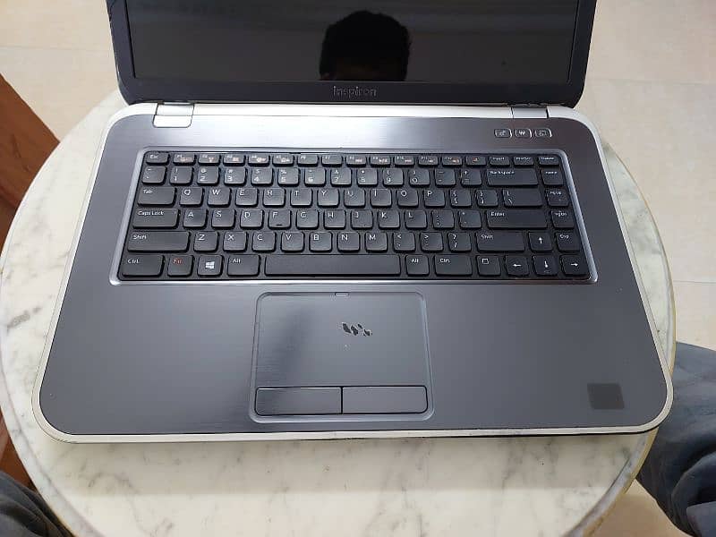 Dell Laptop inspirion i5 3rd Gen 8gb ram 128 gb hdd 10