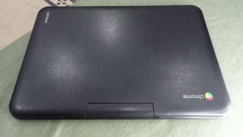 Lenovo Chromebook laptop available 0