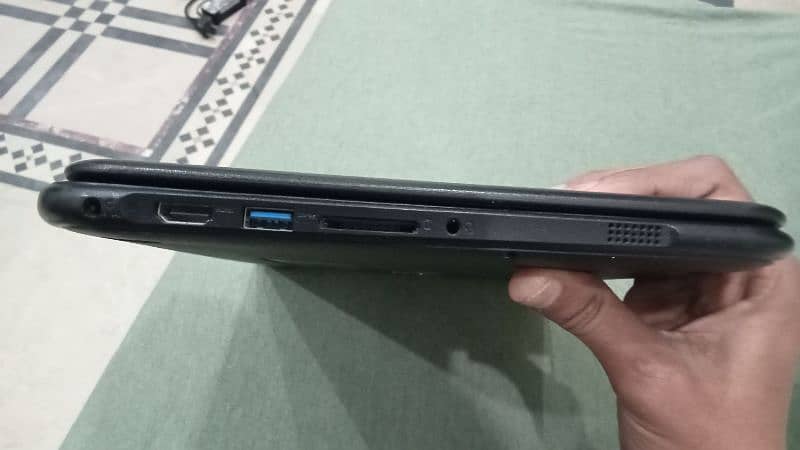 Lenovo Chromebook laptop available 3