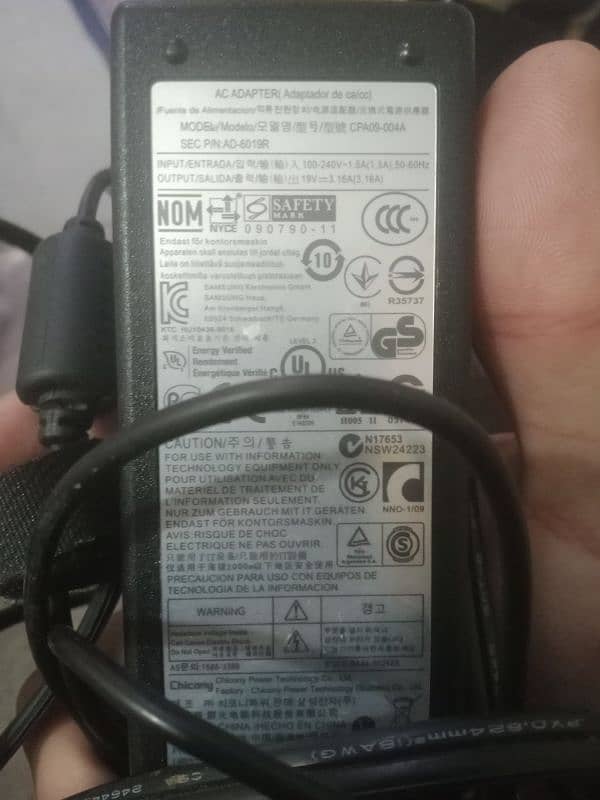 Laptop charger new 10 by 10 original condition 3