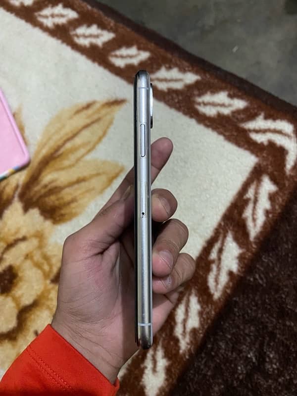 iphone xs 256 PTA 3