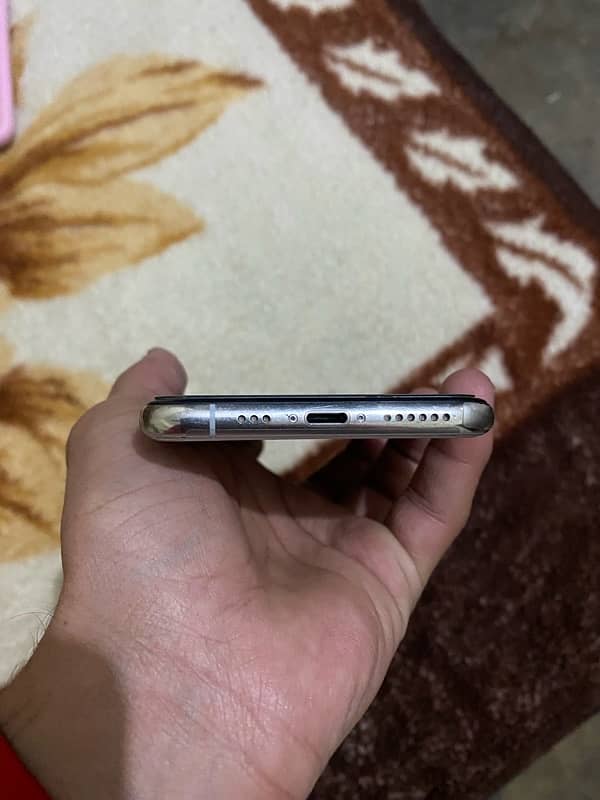 iphone xs 256 PTA 4