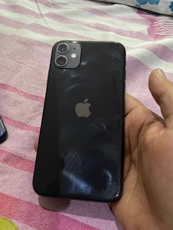 I phone 11 jv black colour 10 by 10 88% bettry health  all ok genuine 1