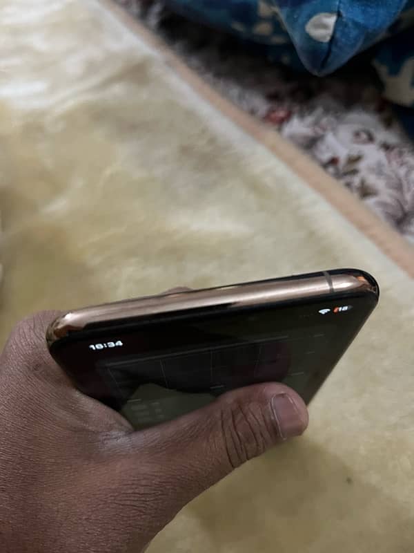 iphone xs max 64gb factory unlock non pta no sim time 3