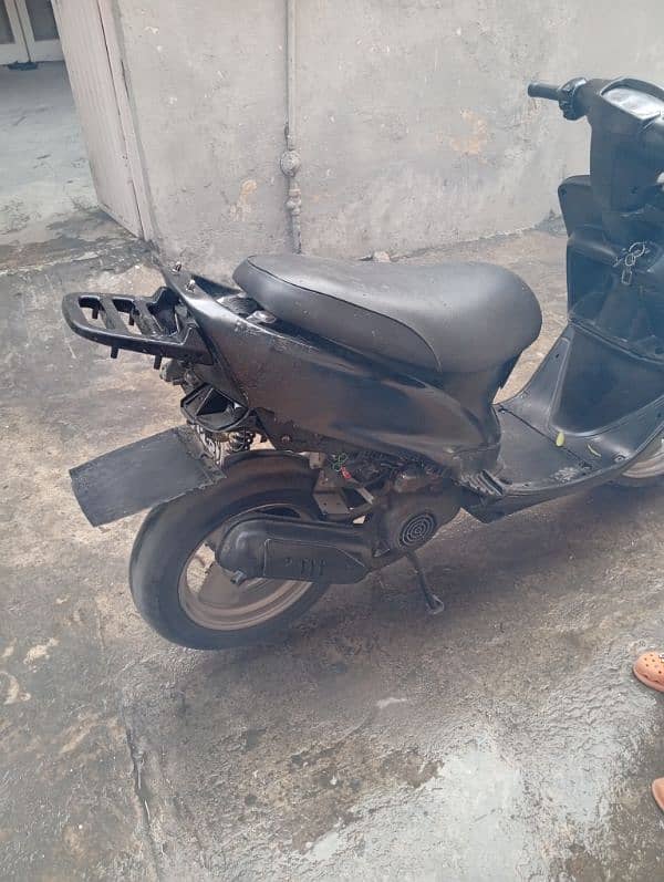 scooty for sale 2