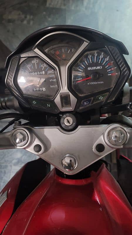 Suzuki GSX-125 like new condition 1