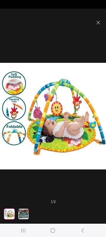 kids playing mat with hanging rattles 0