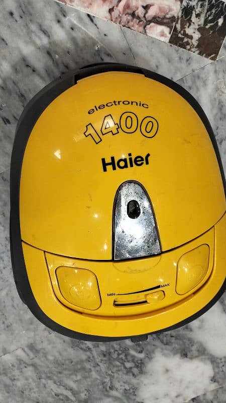 haier 1400 wats vacom clener 5