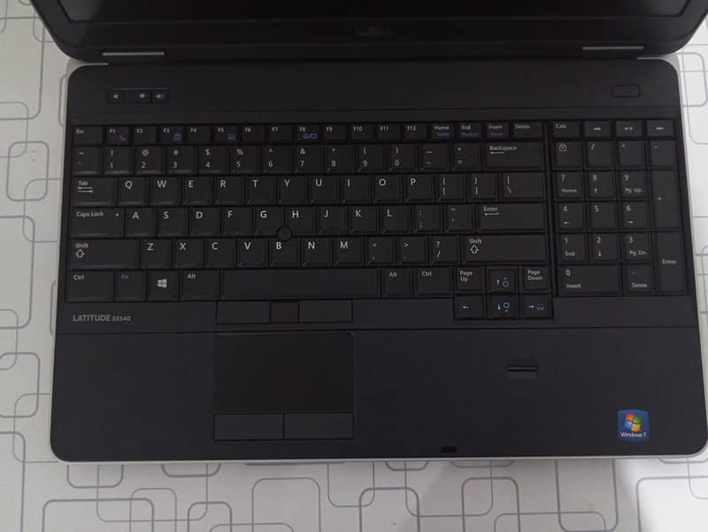 Dell Latitude E6540 Core i7 4th Gen 8GB, 500GB HDD, 15.6″ HD LED 3