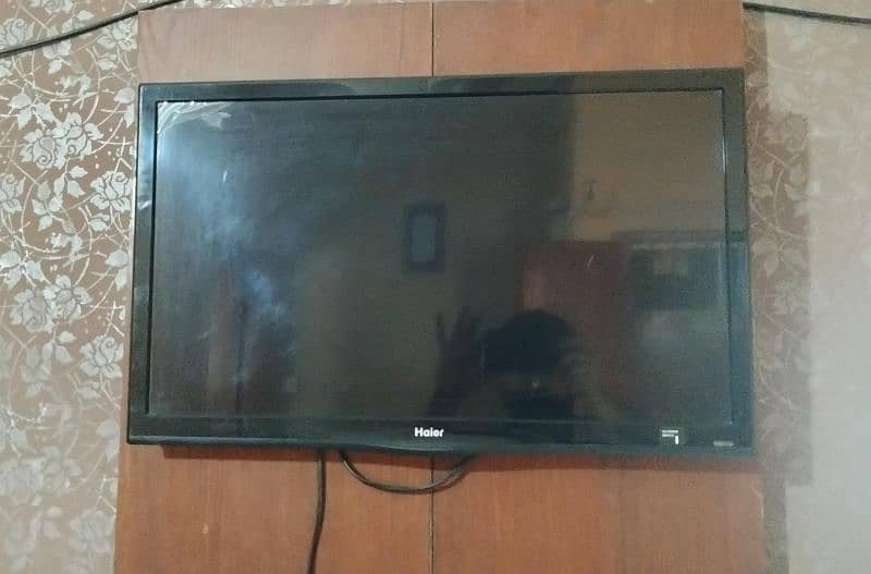 Haier lcd 24 inch Argent sale Mnt condition 1