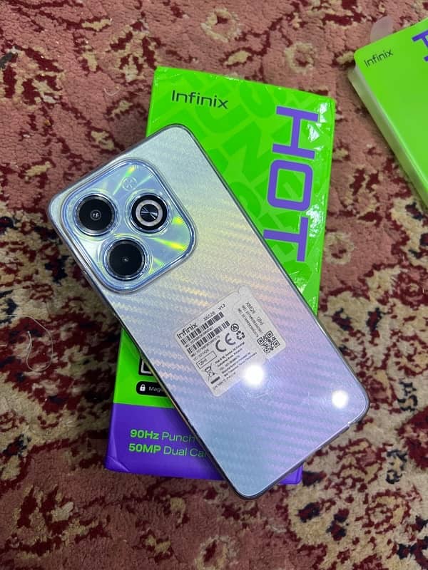 Infinix HOT 40i - Budget-Friendly Performance 2