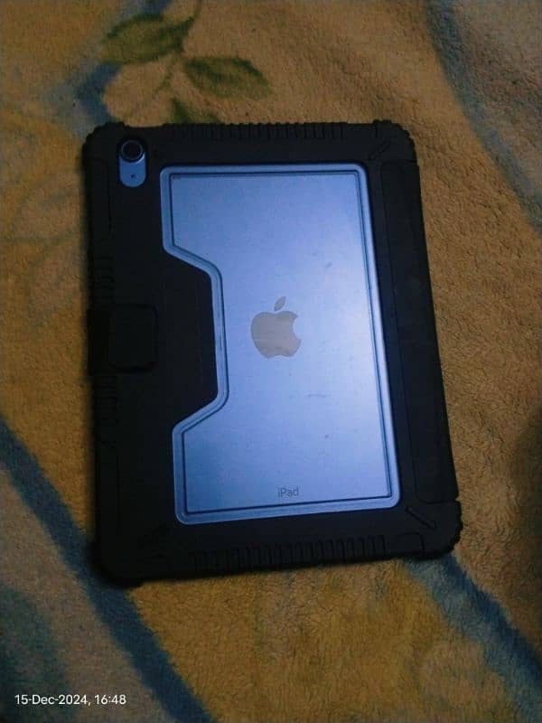 Ipad Generation 10 for sale in Peshawar , First owner of this ipad 8