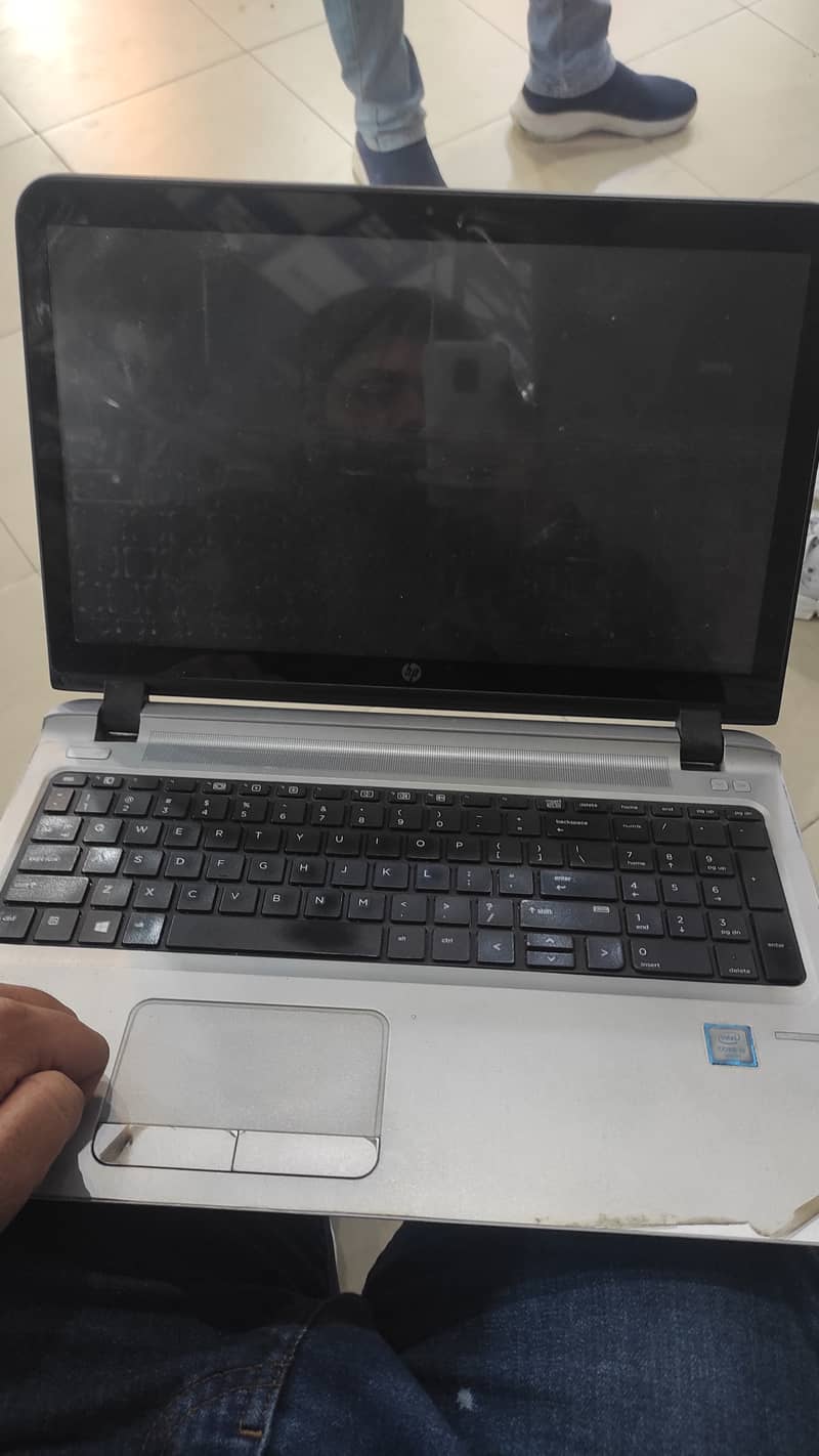 HP i5-7 Generation ll 256gb SSD ll 8gb RAM ll Touch Screen 0