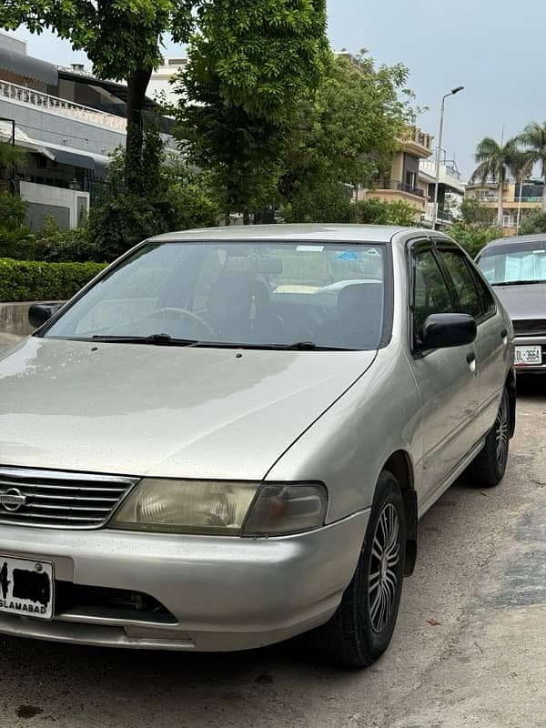 Nissan Sunny 2001 2