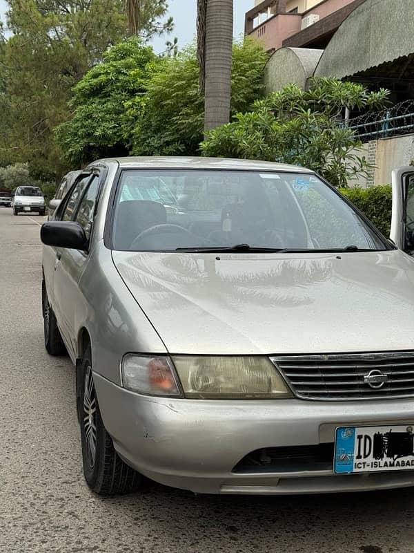 Nissan Sunny 2001 3