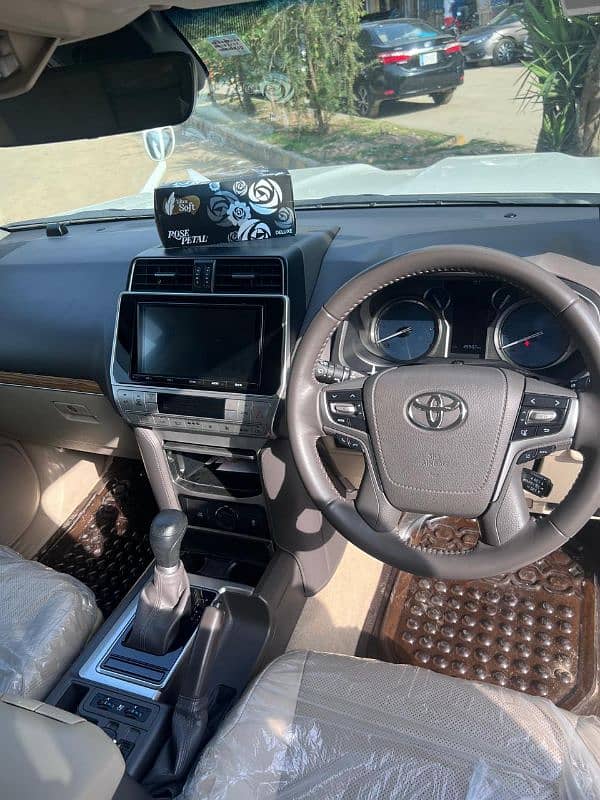 Toyota Prado 2017 5