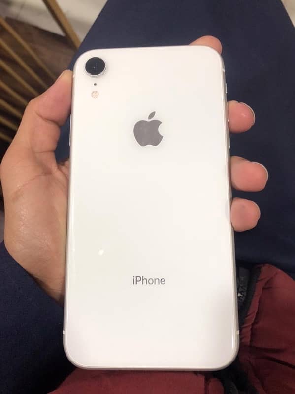 I Phone Xr 0