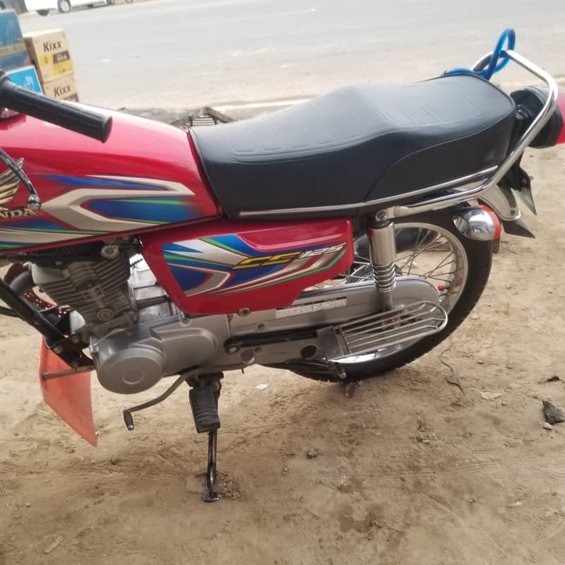 Honda CG 125 2020 3