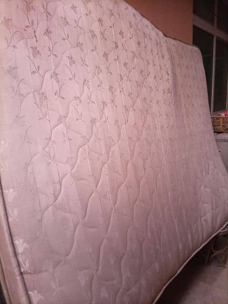 spring mattress going cheep price 1