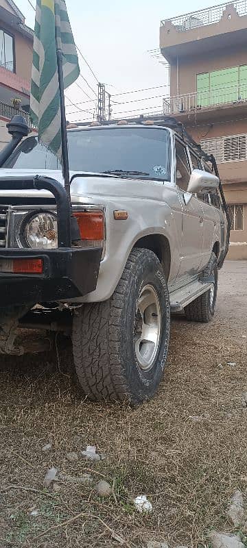 Toyota Land Cruiser bj60 1983 1