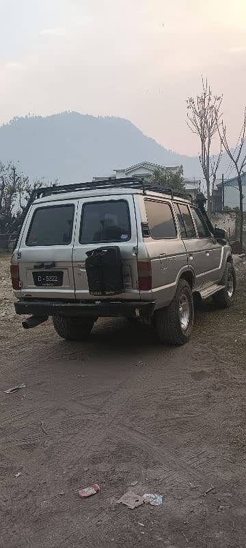 Toyota Land Cruiser bj60 1983 7