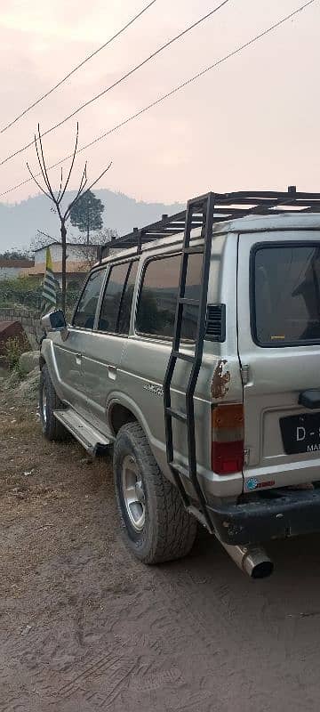 Toyota Land Cruiser bj60 1983 9