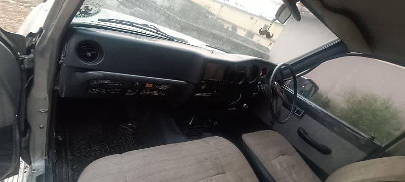 Toyota Land Cruiser bj60 1983 14