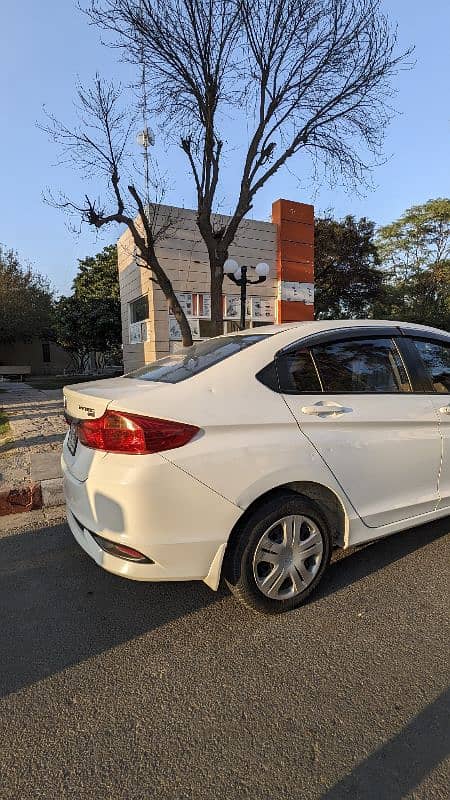 Honda City IVTEC 2021 4