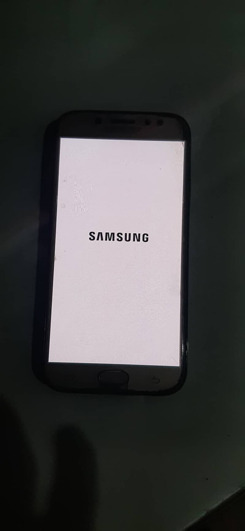 Samsung Mobile J7 Pro 1