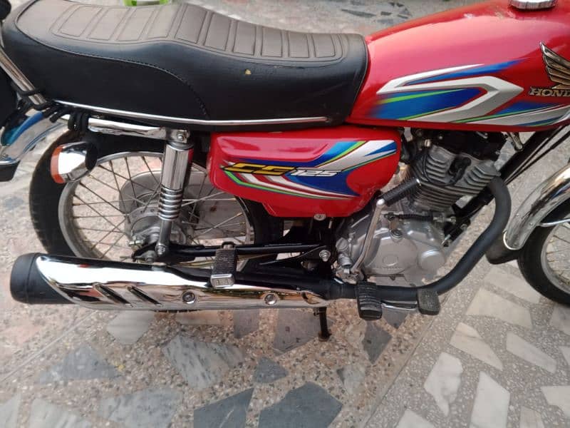 honda 125 2022 4