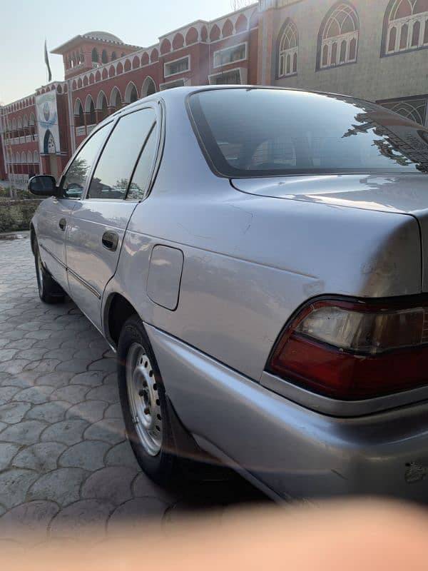 Toyota Corolla 2.0 D 1997 6