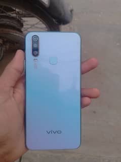 VIVO Y17