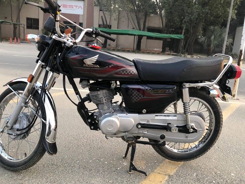 Honda CG 125 Black Calor all Genuine 2