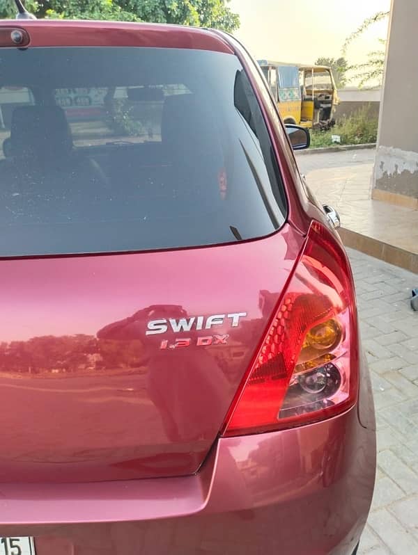 Suzuki Swift 2015 5