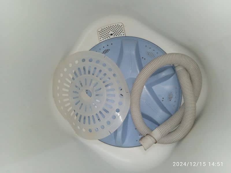 dawlance washing machine twin tub model number : 8500 13