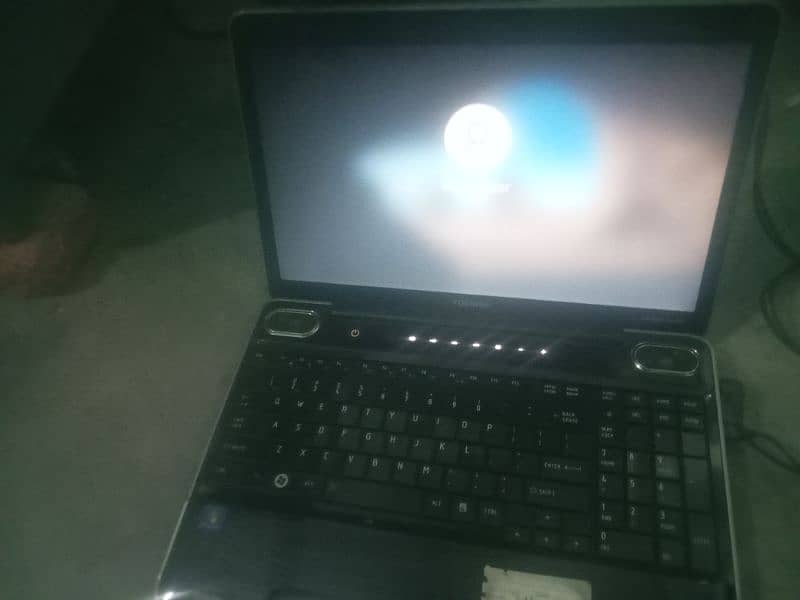 Toshiba satellite laptop A505 2