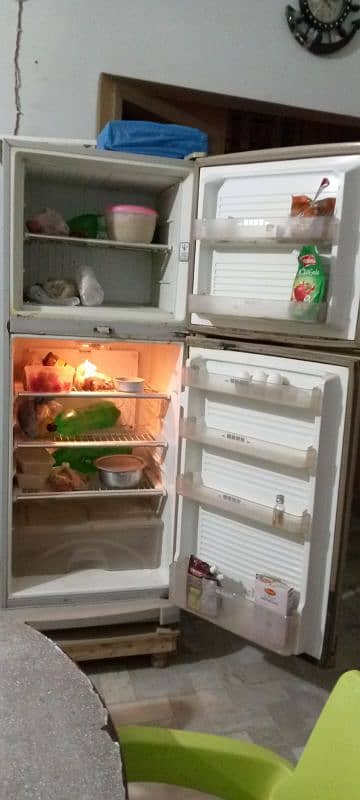 Dawlance refrigerator 2